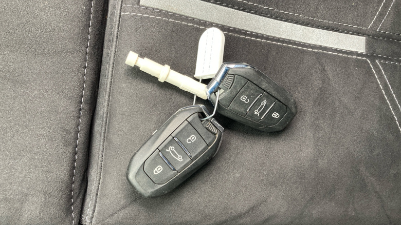 Vauxhall Astra 1.6 Plug-in Hybrid GSe 5dr Auto Hatchback